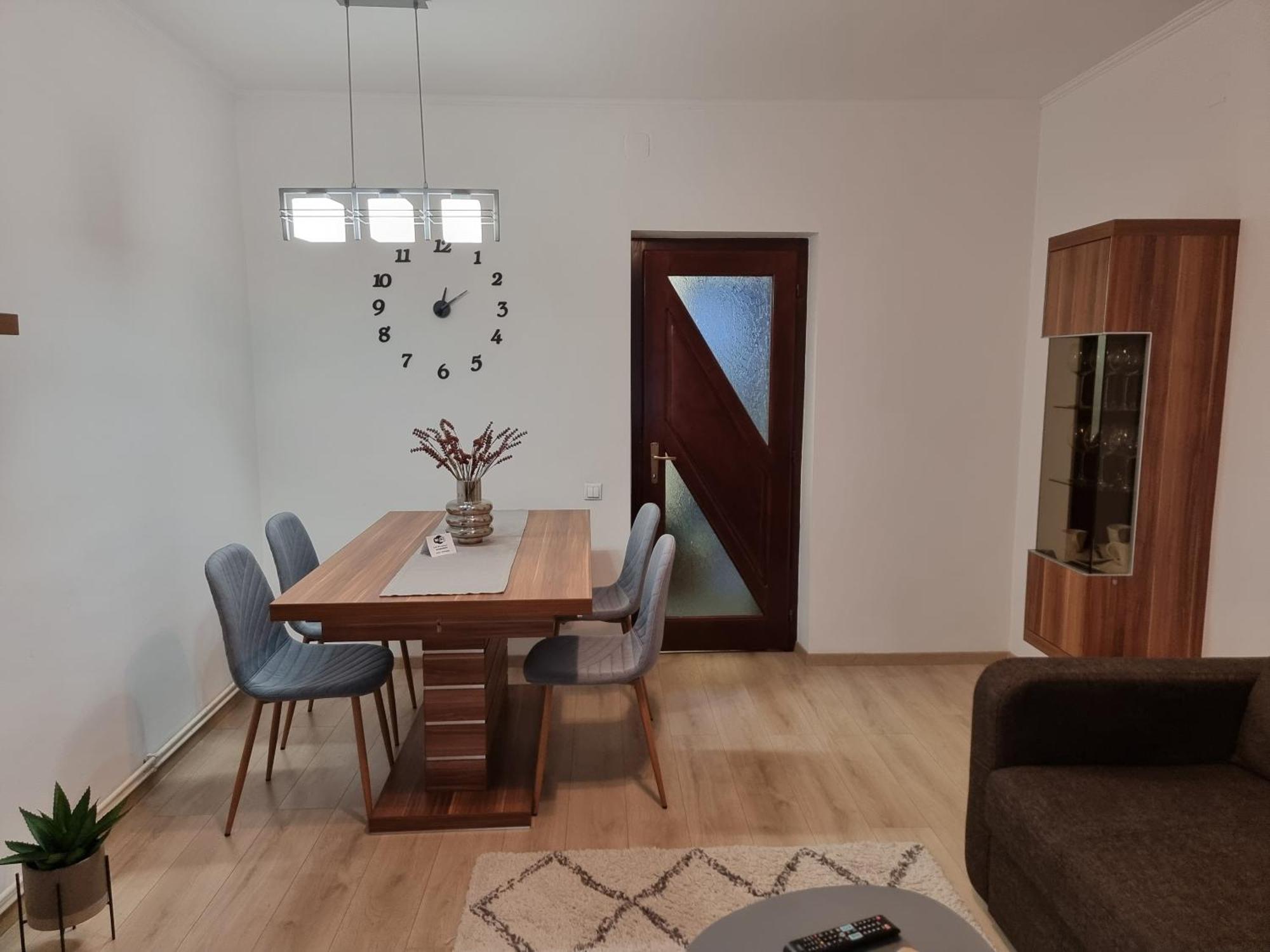 Ferienwohnung Joy Apartman Sovata Exterior foto